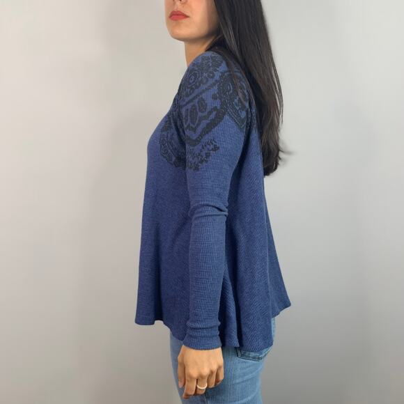 We The Free Blue Flowy Thermal Sweater - Picture 4 of 8